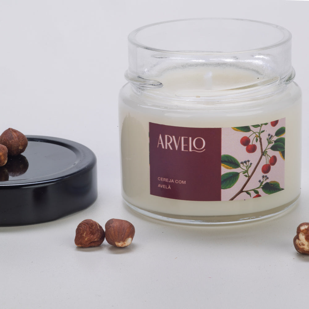 Vela Aromática de Cereja com Avelã