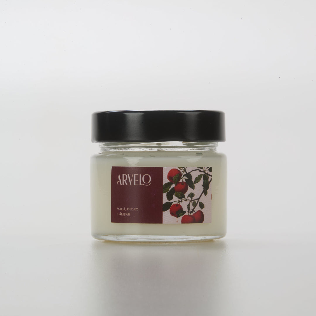 Vela Aromática de Maça, Cedro e Âmbar